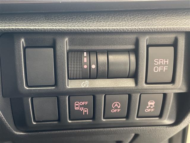 インプレッサＧ４ ２．０ｉ－Ｓアイサイト　アイサイト　純正ナビ　フルセグＴＶ　バックカメラ　レーダークルーズコントロール　ＬＥＤ　パワーシート　純正１８インチＡＷ　パドルシフト　ステアリングスイッチ　Ｐスタート　ＥＴＣ　禁煙車（8枚目）