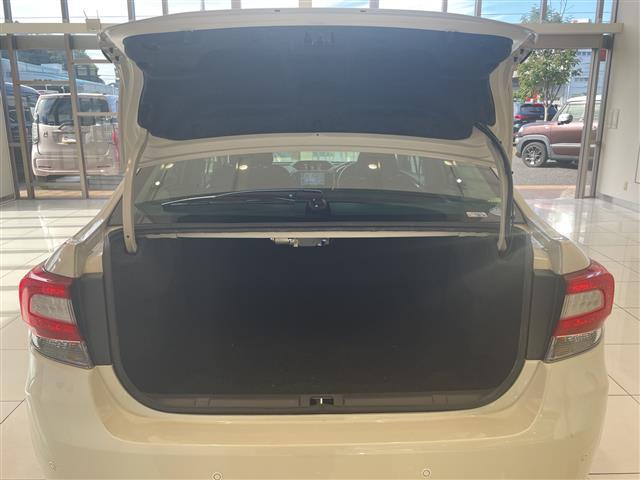 インプレッサＧ４ ２．０ｉ－Ｓアイサイト　アイサイト　純正ナビ　フルセグＴＶ　バックカメラ　レーダークルーズコントロール　ＬＥＤ　パワーシート　純正１８インチＡＷ　パドルシフト　ステアリングスイッチ　Ｐスタート　ＥＴＣ　禁煙車（30枚目）