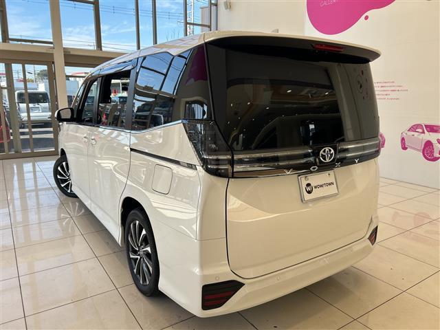 ヴォクシー Ｓ－Ｚ　セーフティセンス　純正１０．５インチナビ　ＣＤ／ＢＴ／ＵＳＢ／ＨＤＭＩ／フルセグ　バックカメラ　フリップダウンモニター　両側電動スライドドア　パワーバックドア　レーダークルーズ（43枚目）