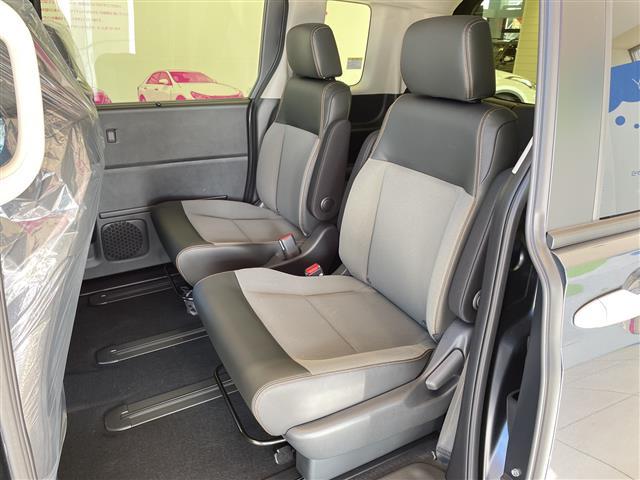 フリード e:HEVクロスター ホンダセンシング 純正9インチメモリーナビ BT/USB/フルセグ/アップルカープレイ バックカメラ 両側電動スライドドア レーダークルーズコントロール レーンキープアシスト LED(14枚目)