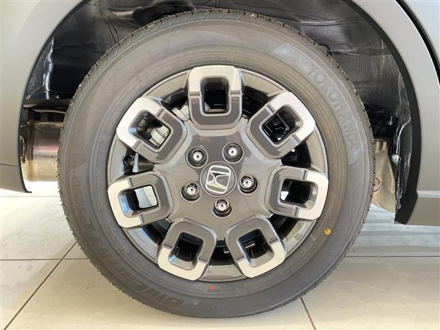 フリード e:HEVクロスター ホンダセンシング 純正9インチメモリーナビ BT/USB/フルセグ/アップルカープレイ バックカメラ 両側電動スライドドア レーダークルーズコントロール レーンキープアシスト LED(26枚目)