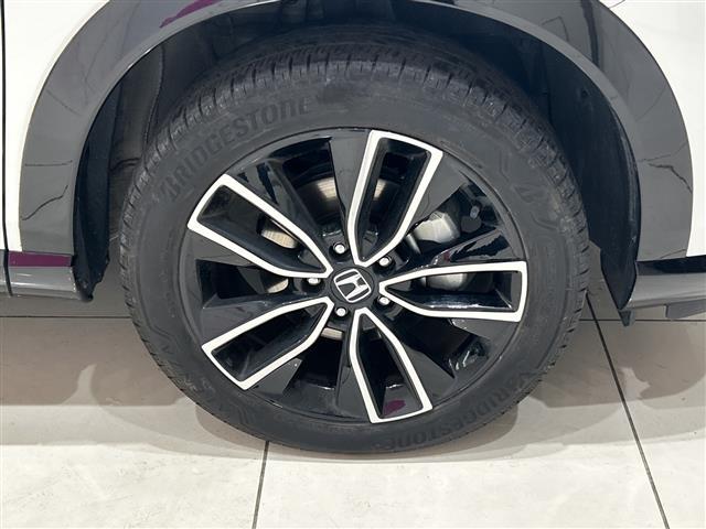 ヴェゼル ｅ：ＨＥＶ　Ｚ　ホンダセンシング　純正ナビ　バックカメラ　パワーバックドア　レーダークルーズコントロール　ＬＥＤ　ハーフレザーシート　シートヒーター　純正アルミ　ブラインドスポットモニター　ワイヤレス充電　純正ＥＴＣ（17枚目）