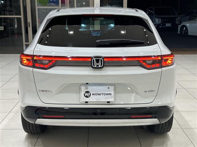 ヴェゼル ｅ：ＨＥＶ　Ｚ　ホンダセンシング　純正ナビ　バックカメラ　パワーバックドア　レーダークルーズコントロール　ＬＥＤ　ハーフレザーシート　シートヒーター　純正アルミ　ブラインドスポットモニター　ワイヤレス充電　純正ＥＴＣ（20枚目）