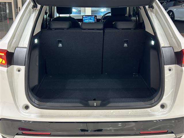 ヴェゼル ｅ：ＨＥＶ　Ｚ　ホンダセンシング　純正ナビ　バックカメラ　パワーバックドア　レーダークルーズコントロール　ＬＥＤ　ハーフレザーシート　シートヒーター　純正アルミ　ブラインドスポットモニター　ワイヤレス充電　純正ＥＴＣ（30枚目）