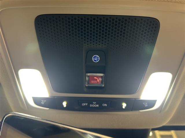 ヴェゼル ｅ：ＨＥＶ　Ｚ　ホンダセンシング　純正ナビ　バックカメラ　パワーバックドア　レーダークルーズコントロール　ＬＥＤ　ハーフレザーシート　シートヒーター　純正アルミ　ブラインドスポットモニター　ワイヤレス充電　純正ＥＴＣ（33枚目）