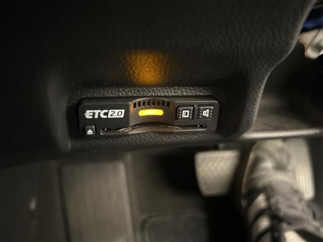 ヴェゼル ｅ：ＨＥＶ　Ｚ　ホンダセンシング　純正ナビ　バックカメラ　パワーバックドア　レーダークルーズコントロール　ＬＥＤ　ハーフレザーシート　シートヒーター　純正アルミ　ブラインドスポットモニター　ワイヤレス充電　純正ＥＴＣ（34枚目）