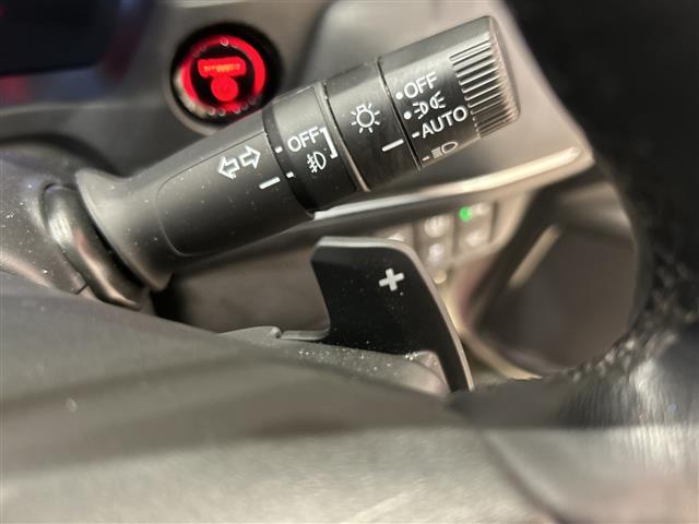 ヴェゼル ｅ：ＨＥＶ　Ｚ　ホンダセンシング　純正ナビ　バックカメラ　パワーバックドア　レーダークルーズコントロール　ＬＥＤ　ハーフレザーシート　シートヒーター　純正アルミ　ブラインドスポットモニター　ワイヤレス充電　純正ＥＴＣ（35枚目）