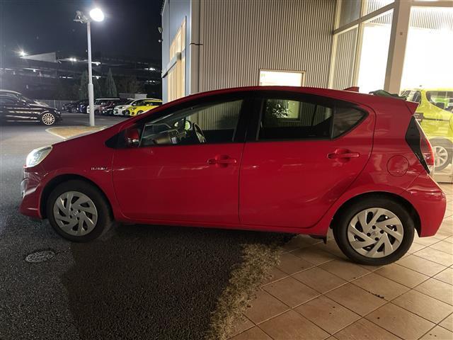 アクア Ｓ　トヨタセーフティーセンス　純正メモリナビ（ＣＤ／ＢＴ／フルセグ）　バックカメラ　ＨＩＤオートライト　シートヒーター　ステアリングスイッチ（15枚目）