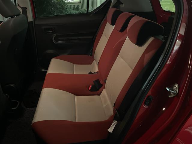 アクア Ｓ　トヨタセーフティーセンス　純正メモリナビ（ＣＤ／ＢＴ／フルセグ）　バックカメラ　ＨＩＤオートライト　シートヒーター　ステアリングスイッチ（32枚目）