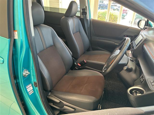 シエンタ G クエロ トヨタセーフティーセンス 純正ナビ パノラミックビューモニター 両側パワースライドドア LEDオートライト ハーフレザーシート シートヒーター 純正15インチアルミ ステアリングヒーター ETC 禁煙(11枚目)