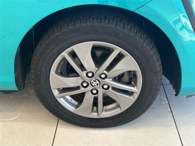 シエンタ G クエロ トヨタセーフティーセンス 純正ナビ パノラミックビューモニター 両側パワースライドドア LEDオートライト ハーフレザーシート シートヒーター 純正15インチアルミ ステアリングヒーター ETC 禁煙(17枚目)