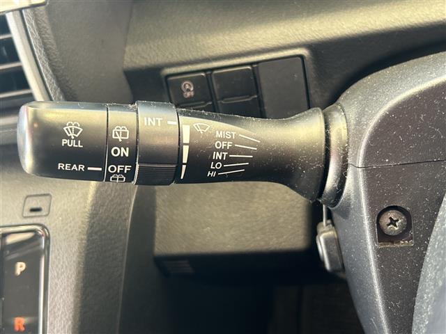 シエンタ G クエロ トヨタセーフティーセンス 純正ナビ パノラミックビューモニター 両側パワースライドドア LEDオートライト ハーフレザーシート シートヒーター 純正15インチアルミ ステアリングヒーター ETC 禁煙(35枚目)