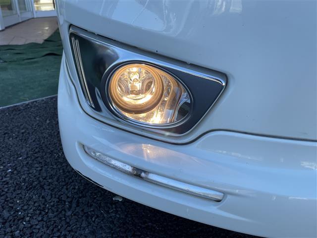 セレナ ハイウェイスターS-HVアドバンスドセーフティパック エマージェンシーブレーキ フリップダウンモニター ナビ アラウンドビューモニター 両側パワースライドドア クルーズコントロール HID 純正16インチアルミホイール ETC(15枚目)