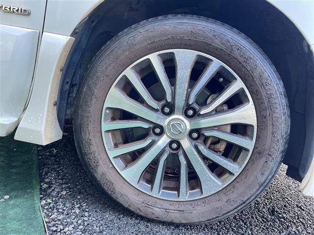 セレナ ハイウェイスターS-HVアドバンスドセーフティパック エマージェンシーブレーキ フリップダウンモニター ナビ アラウンドビューモニター 両側パワースライドドア クルーズコントロール HID 純正16インチアルミホイール ETC(17枚目)