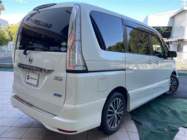 セレナ ハイウェイスターS-HVアドバンスドセーフティパック エマージェンシーブレーキ フリップダウンモニター ナビ アラウンドビューモニター 両側パワースライドドア クルーズコントロール HID 純正16インチアルミホイール ETC(19枚目)