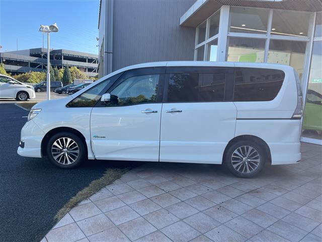 セレナ ハイウェイスターS-HVアドバンスドセーフティパック エマージェンシーブレーキ フリップダウンモニター ナビ アラウンドビューモニター 両側パワースライドドア クルーズコントロール HID 純正16インチアルミホイール ETC(22枚目)