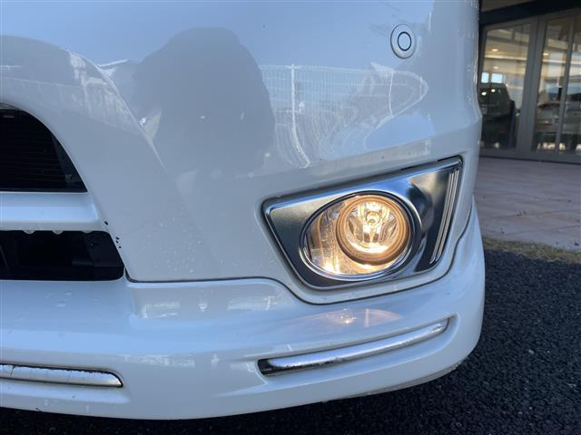 セレナ ハイウェイスターS-HVアドバンスドセーフティパック エマージェンシーブレーキ フリップダウンモニター ナビ アラウンドビューモニター 両側パワースライドドア クルーズコントロール HID 純正16インチアルミホイール ETC(25枚目)