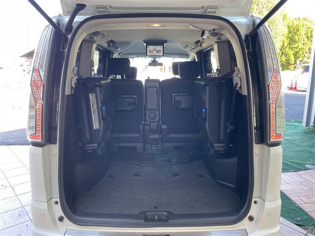 セレナ ハイウェイスターS-HVアドバンスドセーフティパック エマージェンシーブレーキ フリップダウンモニター ナビ アラウンドビューモニター 両側パワースライドドア クルーズコントロール HID 純正16インチアルミホイール ETC(30枚目)