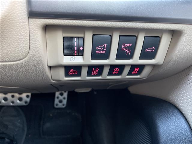 レガシィアウトバック リミテッド アイサイト サンルーフ 純正8インチナビ フルセグTV バックカメラ パワーバックドア レーダークルーズコントロール LED レザーシート パワーシート シートヒーター ETC 禁煙車(28枚目)