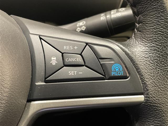 セレナ ハイウェイスター VセレクションII プロパイロット 純正ナビ フルセグTV アラウンドビューモニター フリップダウンモニター 両側パワースライドドア LED インテリジェントルームミラー Pスタート ETC 禁煙車(6枚目)