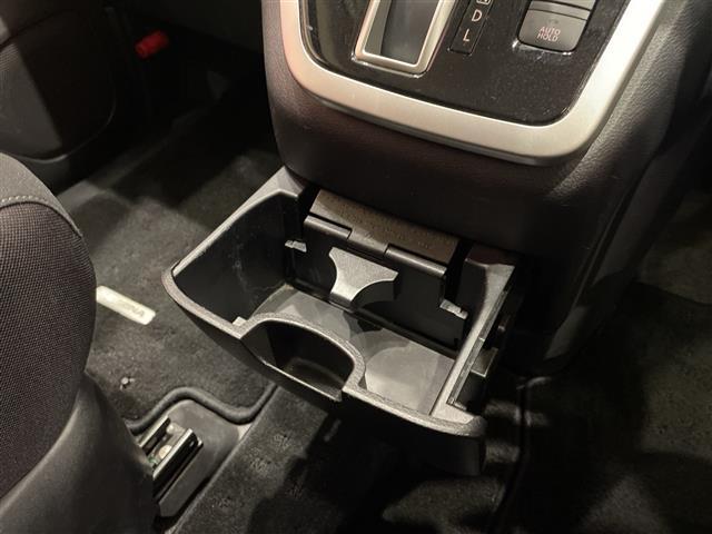 セレナ ハイウェイスター VセレクションII プロパイロット 純正ナビ フルセグTV アラウンドビューモニター フリップダウンモニター 両側パワースライドドア LED インテリジェントルームミラー Pスタート ETC 禁煙車(21枚目)