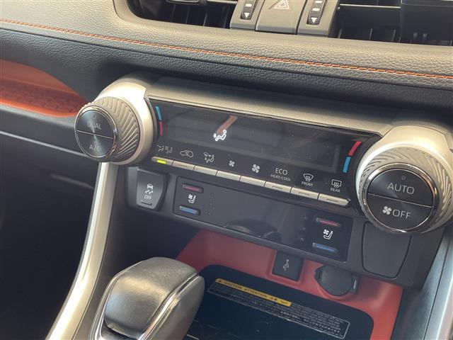 RAV4 アドベンチャー トヨタセーフティセンス 純正ナビ バックカメラ レーダークルーズコントロール LED レザーシート パワーシート シートヒーター エアシート ステアヒーター BSM プッシュスタート ETC 禁煙車(9枚目)