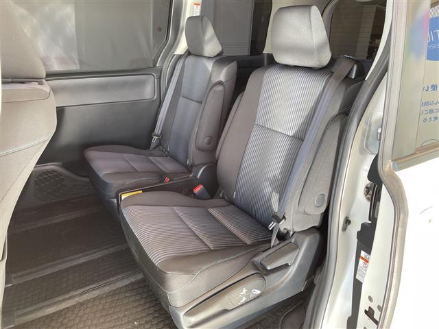 ヴォクシー ＺＳ　純正ナビ　バックカメラ　両側パワースライドドア　ＬＥＤオートライト　純正１６インチアルミホイール　ステアリングスイッチ　スマートキー２本　ＥＴＣ（33枚目）