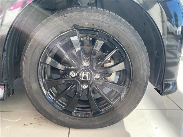 N-BOXカスタム L スタイル+ブラック ホンダセンシング 純正8インチメモリナビ バックカメラ 両側パワースライドドア レーダークルーズコントロール LEDオートライト シートヒーター 純正14インチアルミホイール 電子パーキング 禁煙車(17枚目)