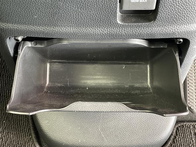 N-BOXカスタム L スタイル+ブラック ホンダセンシング 純正8インチメモリナビ バックカメラ 両側パワースライドドア レーダークルーズコントロール LEDオートライト シートヒーター 純正14インチアルミホイール 電子パーキング 禁煙車(40枚目)