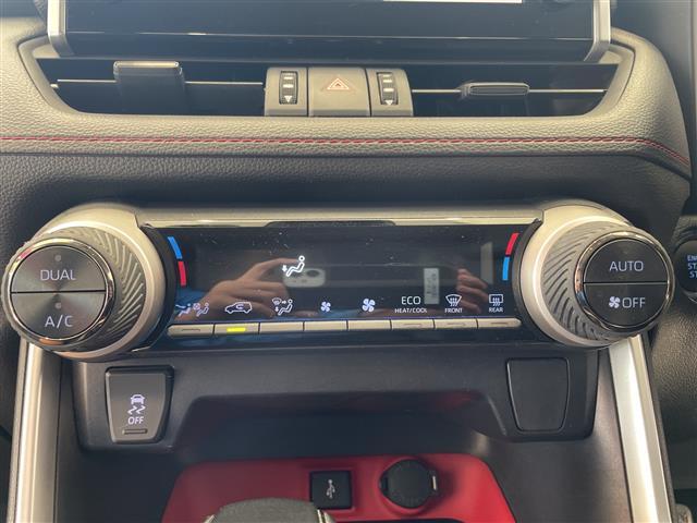 RAV4 アドベンチャー オフロードパッケージ トヨタセーフティーセンス 純正ナビ付ディスプレイオーディオ パノラミックビューモニター クルーズコントロール LEDオートライト 革シート 純正18インチアルミホイール ETC 禁煙車(9枚目)