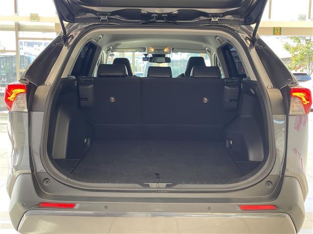 RAV4 アドベンチャー オフロードパッケージ トヨタセーフティーセンス 純正ナビ付ディスプレイオーディオ パノラミックビューモニター クルーズコントロール LEDオートライト 革シート 純正18インチアルミホイール ETC 禁煙車(30枚目)