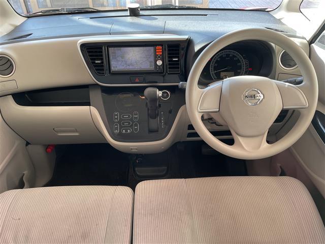 デイズルークス X Vセレクション+セーフティII 純正ナビ ワンセグTV アラウンドビューモニター 片側パワースライドドア アイドリングストップ オートエアコン プッシュスタート ETC 禁煙車(2枚目)