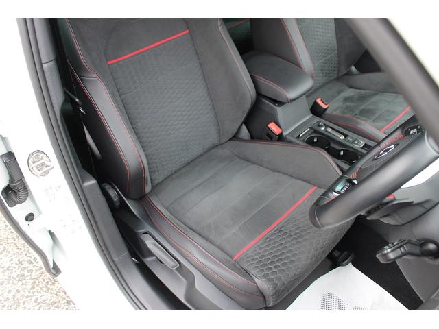 ゴルフGTI パフォーマンス 最終モデル 1オーナー 禁煙車 走行23500km 限定車 245馬力 デジタルメーター 9.2インチDiscoverPro DCCパッケージ ブラインドスポット 360°全方位カメラ 地デジ(7枚目)