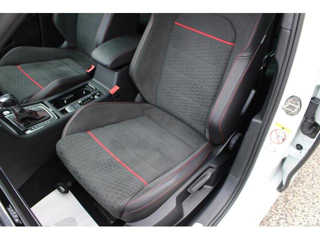 ゴルフGTI パフォーマンス 最終モデル 1オーナー 禁煙車 走行23500km 限定車 245馬力 デジタルメーター 9.2インチDiscoverPro DCCパッケージ ブラインドスポット 360°全方位カメラ 地デジ(8枚目)