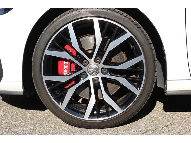 ゴルフGTI パフォーマンス 最終モデル 1オーナー 禁煙車 走行23500km 限定車 245馬力 デジタルメーター 9.2インチDiscoverPro DCCパッケージ ブラインドスポット 360°全方位カメラ 地デジ(44枚目)