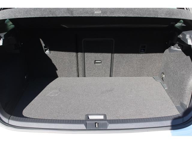 ゴルフGTI パフォーマンス 最終モデル 1オーナー 禁煙車 走行23500km 限定車 245馬力 デジタルメーター 9.2インチDiscoverPro DCCパッケージ ブラインドスポット 360°全方位カメラ 地デジ(52枚目)