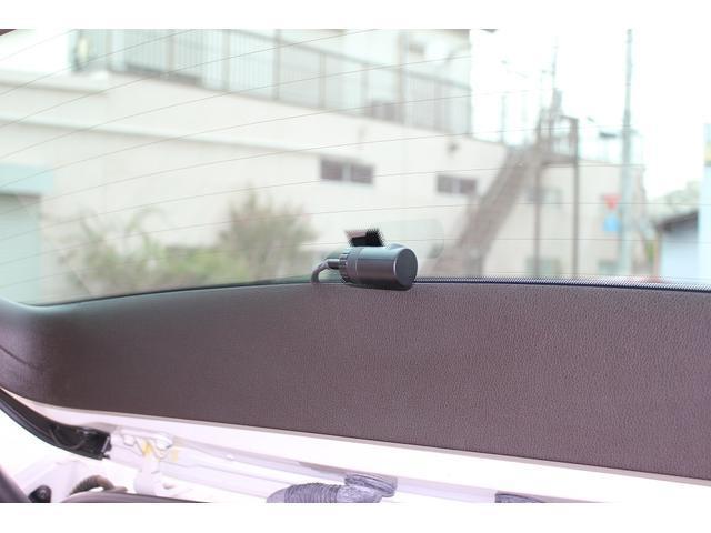 パサートヴァリアント ＴＳＩハイライン　走行８４００ｋｍ　１オーナー　禁煙車　ブラウンレザー　エコカー減税　シートヒーター　電動トランク　アダクティブクルーズ　衝突軽減　レーンキープ　バックカメラ　パークセンサー　地デジ　前後ドラレコ（42枚目）