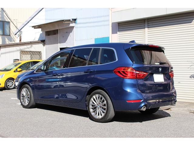 ２シリーズ ２１８ｄグランツアラー　ラグジュアリー　７人乗り　ディーゼル　１オーナー　最終モデル　禁煙車　オイスターレザー　アダクティブクルーズＡＣＣ　車線逸脱警告　歩行者警告　衝突軽減　前後パークセンサー　ヘッドアップディスプレイ　電動トランク（2枚目）