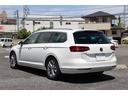 パサートヴァリアント ＴＳＩハイライン　走行８４００ｋｍ　１オーナー　禁煙車　ブラウンレザー　エコカー減税　シートヒーター　電動トランク　アダクティブクルーズ　衝突軽減　レーンキープ　バックカメラ　パークセンサー　地デジ　前後ドラレコ（2枚目）