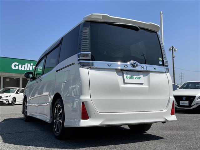 ヴォクシー ＺＳ　煌　トヨタセーフティーセンス　純正ＳＤナビ　バックカメラ　両後パワースライドドア　クルーズコントロール　スマートキー　バックドアイージークローザー　ＬＥＤライト　フォグランプ　ＥＴＣ　純正１６インチアルミ（47枚目）