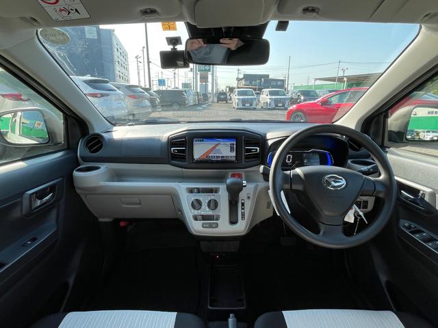 ミライース Ｘ　ＳＡＩＩＩ　衝突軽減ブレーキ　社外ＳＤナビ　前後コーナーセンサー　純正ＬＥＤヘッドライト　社外ドライブレコーダー　社外ＥＴＣ　ヘッドライトレベライザー　アイドリングストップ　ドアバイザー　キーレスキー　スペアキー（5枚目）