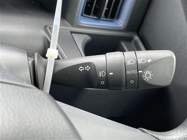 タント カスタムＸスタイルセレクション　スマートアシスト　社外ＳＤナビ　バックカメラ　両パワースライドドア　ハーフレザーシート　前席シートヒーター　スマートキー　コーナーセンサー　ＥＴＣ　純正ＬＥＤライト　フォグランプ　純正１４インチアルミ（30枚目）