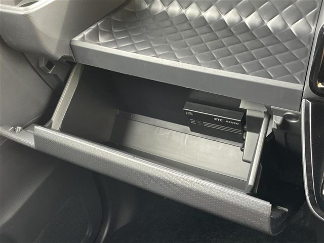 タント カスタムＸスタイルセレクション　スマートアシスト　社外ＳＤナビ　バックカメラ　両パワースライドドア　ハーフレザーシート　前席シートヒーター　スマートキー　コーナーセンサー　ＥＴＣ　純正ＬＥＤライト　フォグランプ　純正１４インチアルミ（39枚目）