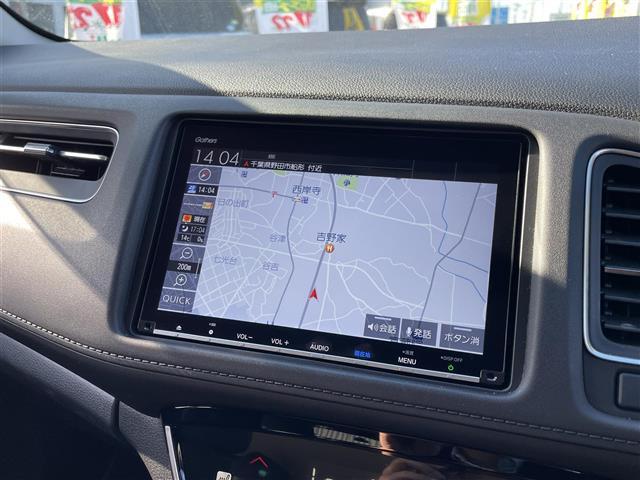 ヴェゼル ハイブリッドZ・ホンダセンシング 純正8インチSDナビ バックカメラ スマートキー ハーフレザーシート シートヒーター アダプティブクルーズコントロール 前後ドラレコ ビルトインETC パドルシフト LEDヘッドライト フォグランプ(3枚目)