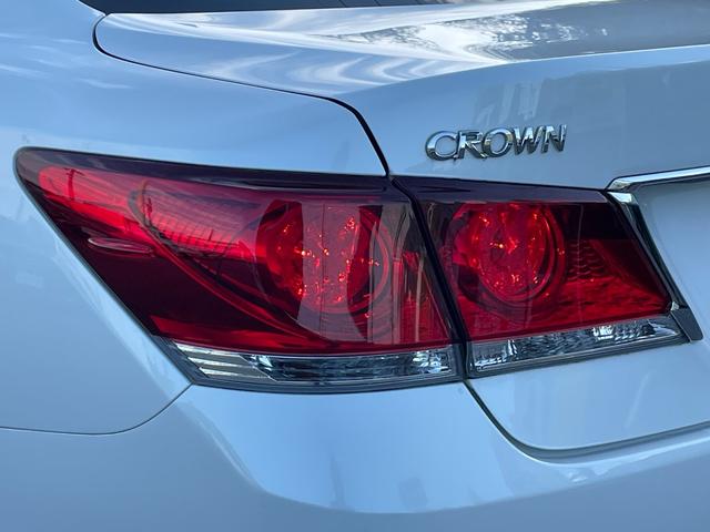 クラウンハイブリッド アスリートＳ　プリクラッシュセーフティー　インテリジェントクリアランスソナー　純正ＨＤＤナビ　バックカメラ　パワーシート　シートヒーター　ステアリングヒーター　レーダークルーズ　スマートキー　ドラレコ　ＥＴＣ（20枚目）