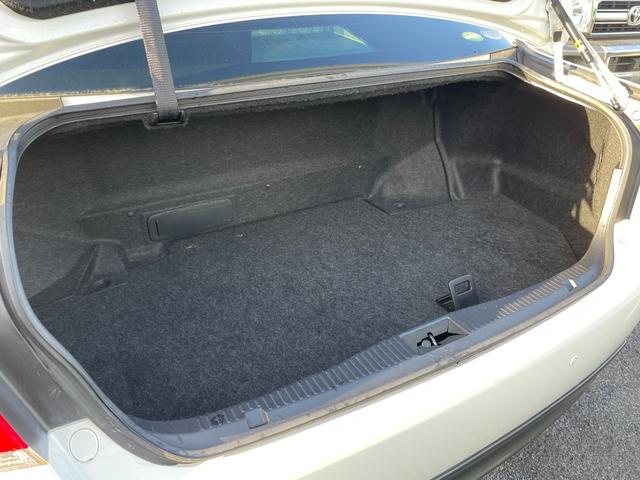 クラウンハイブリッド アスリートＳ　プリクラッシュセーフティー　インテリジェントクリアランスソナー　純正ＨＤＤナビ　バックカメラ　パワーシート　シートヒーター　ステアリングヒーター　レーダークルーズ　スマートキー　ドラレコ　ＥＴＣ（41枚目）