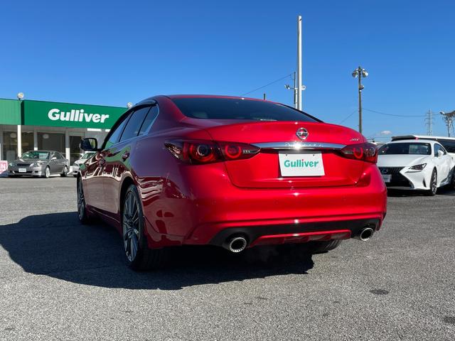 スカイライン ４００Ｒ　黒レザーシート　ＢＯＳＥサウンド　全方位運転支援システム　純正メーカーオプションナビ　エマージェンシーブレーキ　追従式クルコン　全席パワーシート　シートヒーター　全周囲カメラ　前後ドラレコ　ＥＴＣ（15枚目）