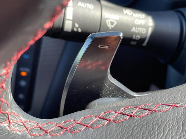 スカイライン ４００Ｒ　黒レザーシート　ＢＯＳＥサウンド　全方位運転支援システム　純正メーカーオプションナビ　エマージェンシーブレーキ　追従式クルコン　全席パワーシート　シートヒーター　全周囲カメラ　前後ドラレコ　ＥＴＣ（53枚目）