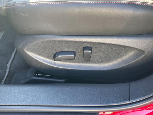 スカイライン ４００Ｒ　黒レザーシート　ＢＯＳＥサウンド　全方位運転支援システム　純正メーカーオプションナビ　エマージェンシーブレーキ　追従式クルコン　全席パワーシート　シートヒーター　全周囲カメラ　前後ドラレコ　ＥＴＣ（73枚目）