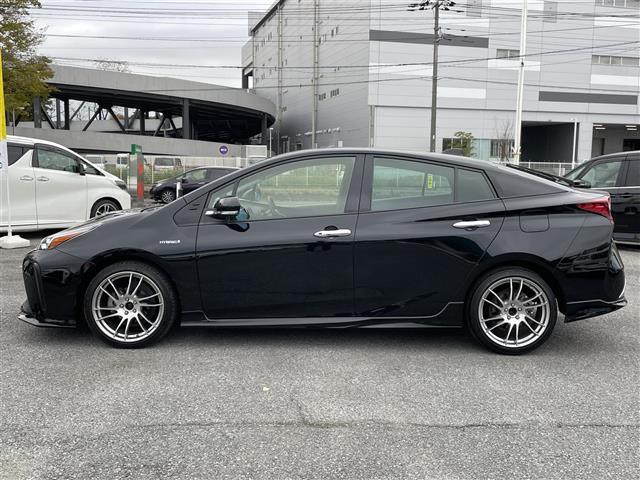 プリウス S TRDエアロ 純正9インチSDナビ バックカメラ トヨタセーフティーセンス レーダークルーズコントロール RAYS18インチアルミ 社外デジタルインナーミラー スマートキー コーナーセンサー ETC(33枚目)